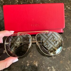 Authentic Fendi- unisex mirrored aviator sunglasses